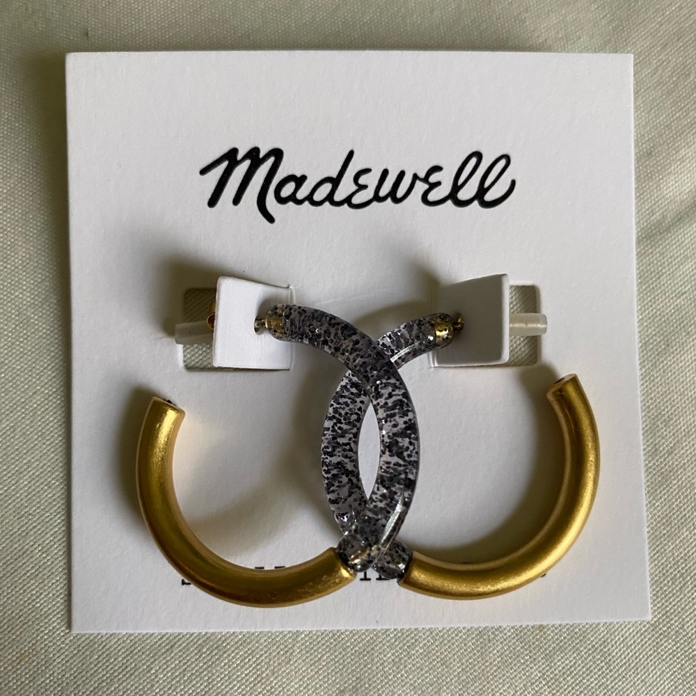 Madewell glitter resin gold hoop earring - Picture 3 of 6